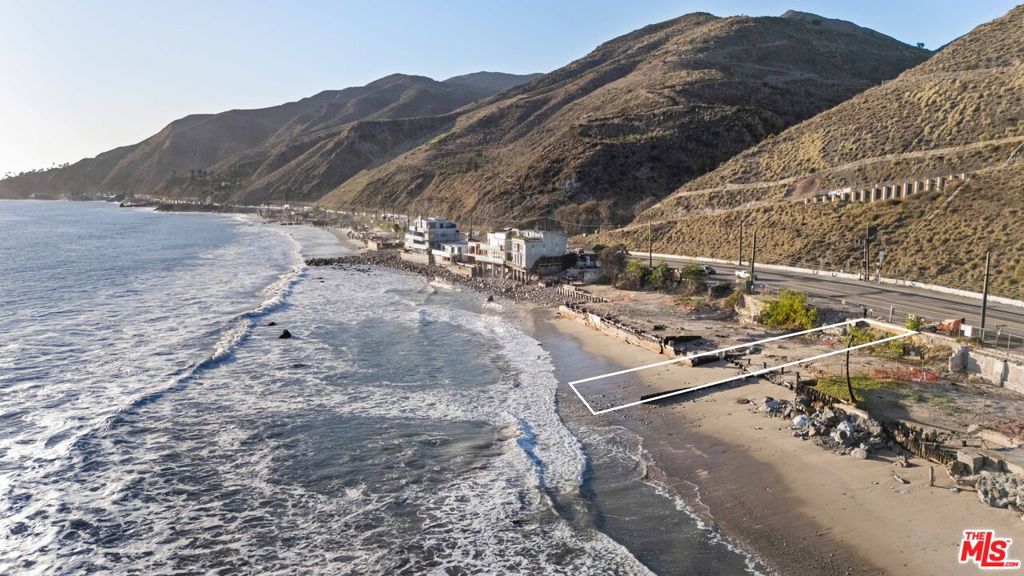 18912 Pacific Coast Highway Property Photo 4
