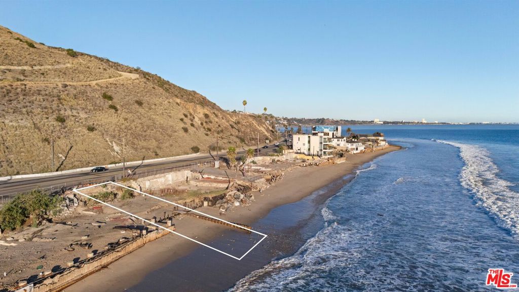 18912 Pacific Coast Highway Property Photo 6
