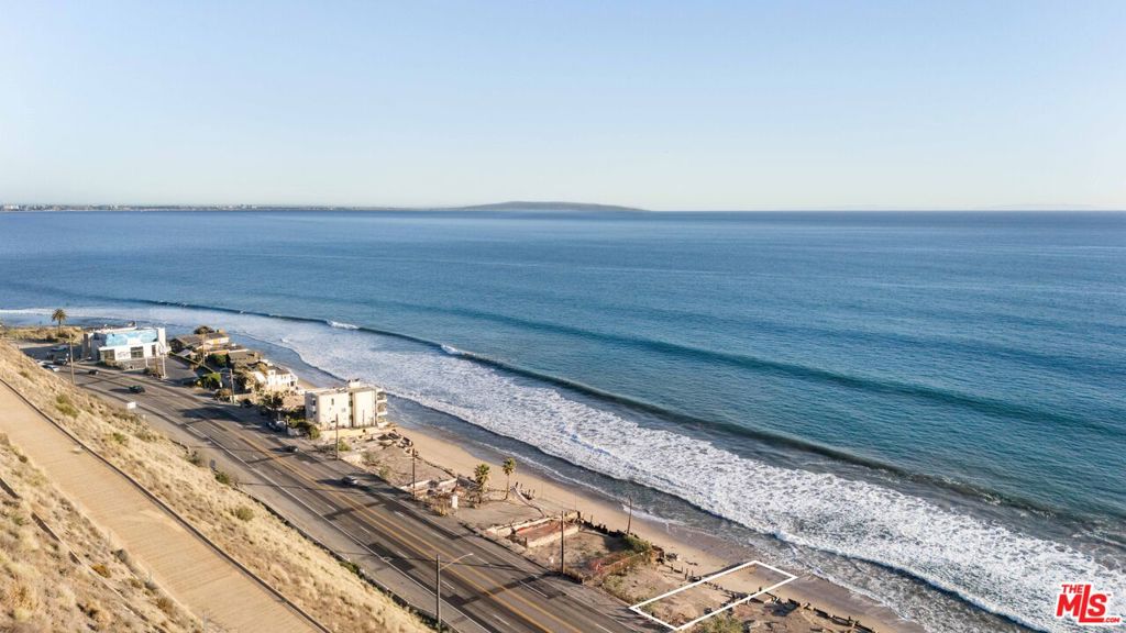 18912 Pacific Coast Highway Property Photo 15