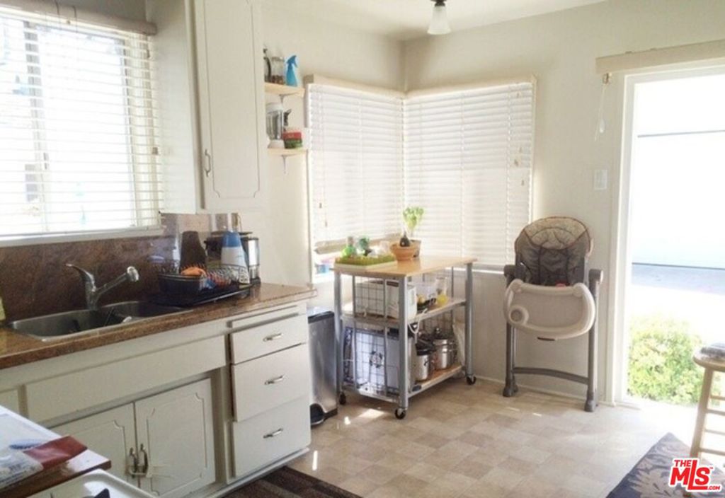 7935 Westlawn Avenue Property Photo 10