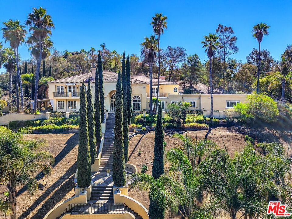 459 Flores De Oro Property Photo 1
