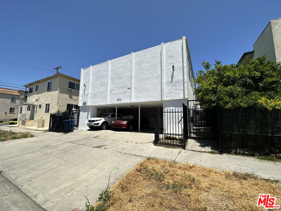5853 Gregory Avenue 9 Property Photo 1