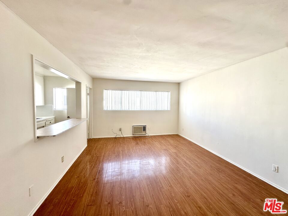 5853 Gregory Avenue 9 Property Photo 6