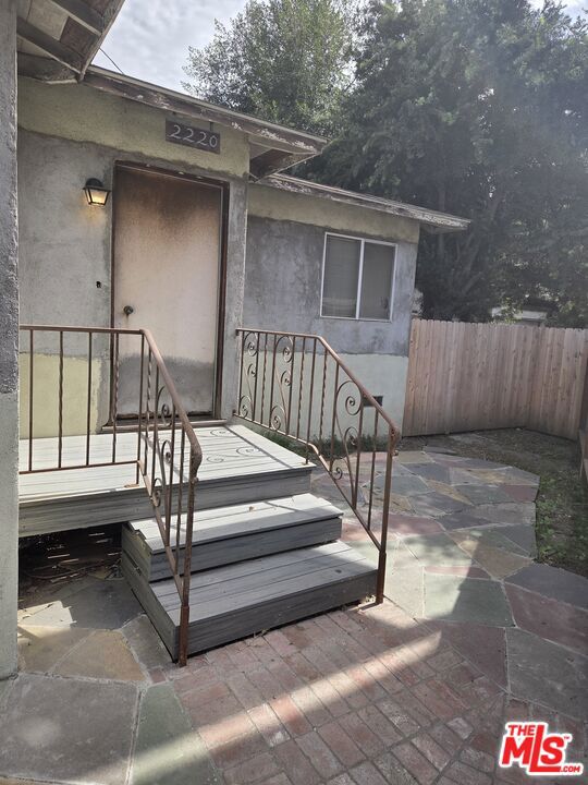 2220 S Bundy Drive Property Photo 1