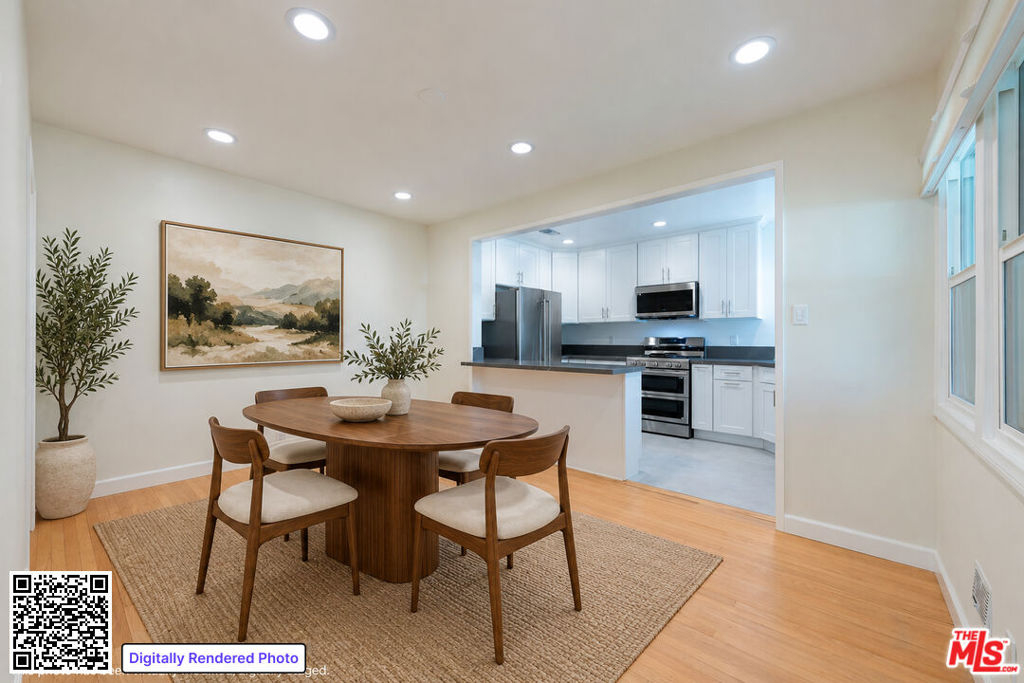 2828 Avenel Street Property Photo 7