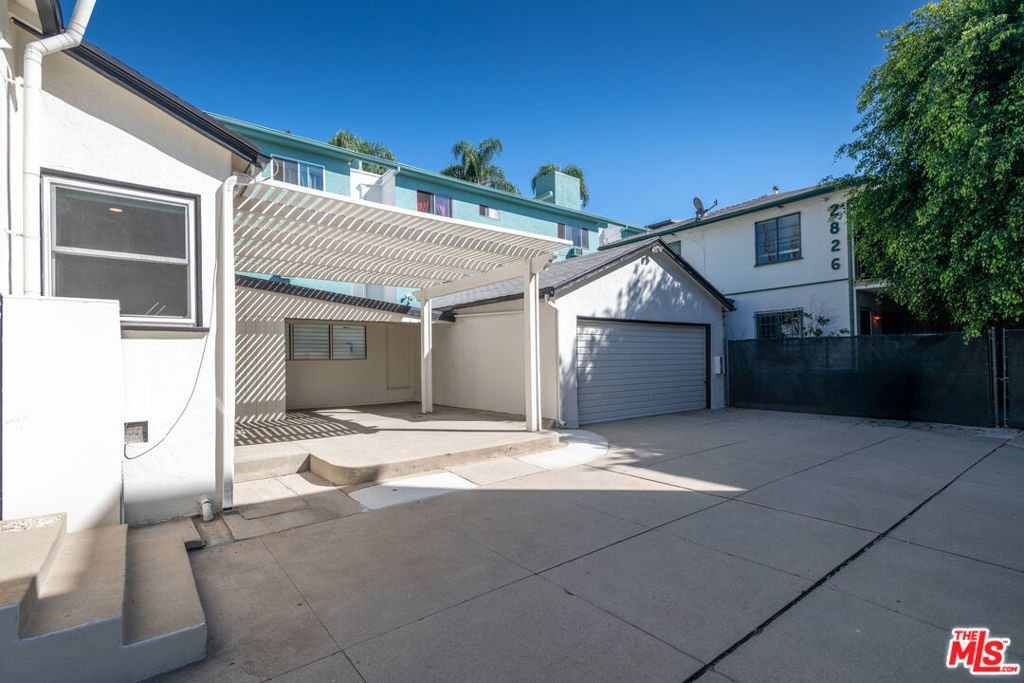 2828 Avenel Street Property Photo 18