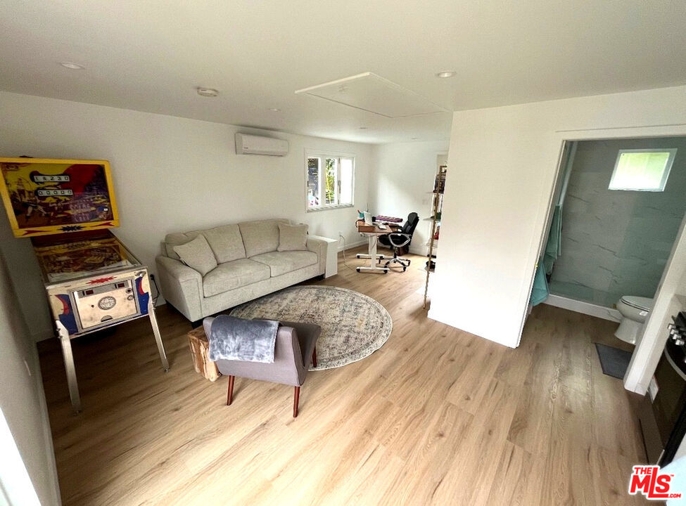 4225 Teesdale Avenue Property Photo 30