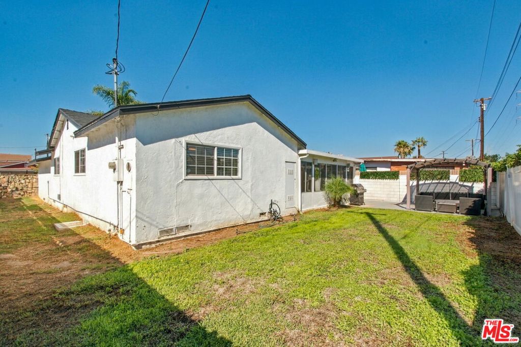 16226 Harwill Avenue Property Photo 32