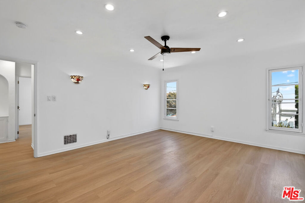 900 S Wooster Street 1 Property Photo 27