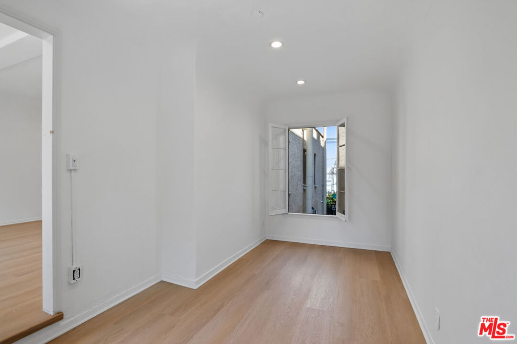 900 S Wooster Street 1 Property Photo 38