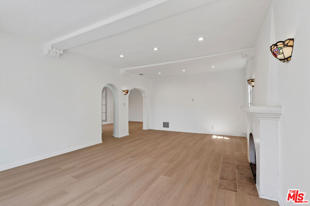 900 S Wooster Street 1 Property Photo 39