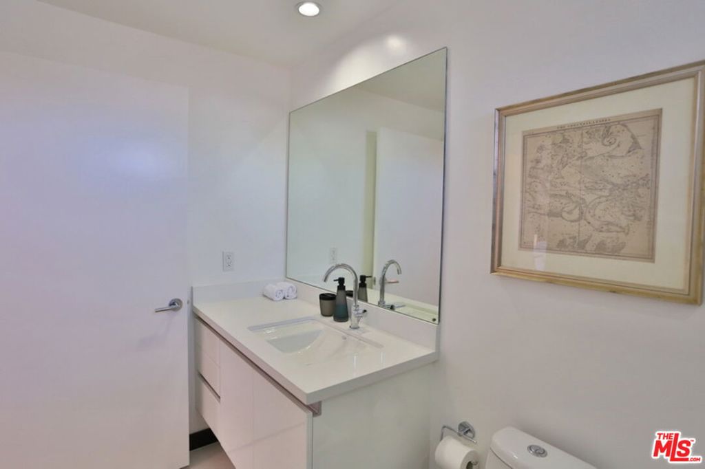 11776 Idaho Avenue 303 Property Photo 13