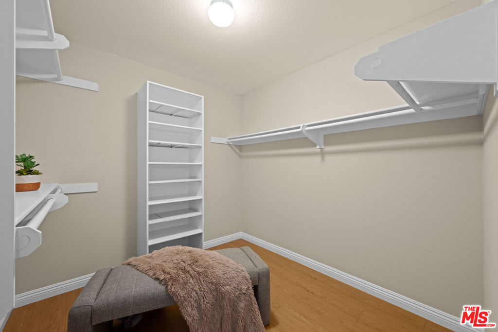 117 S Clark Drive 305 Property Photo 12