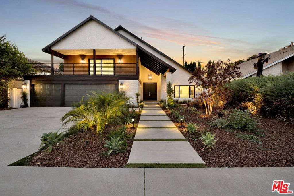 8815 Sari Avenue Property Photo 1