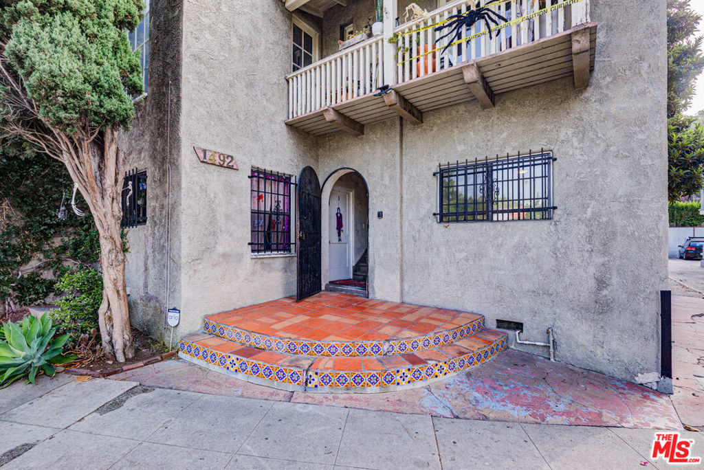 1492 Silver Lake Boulevard 1 Property Photo 2