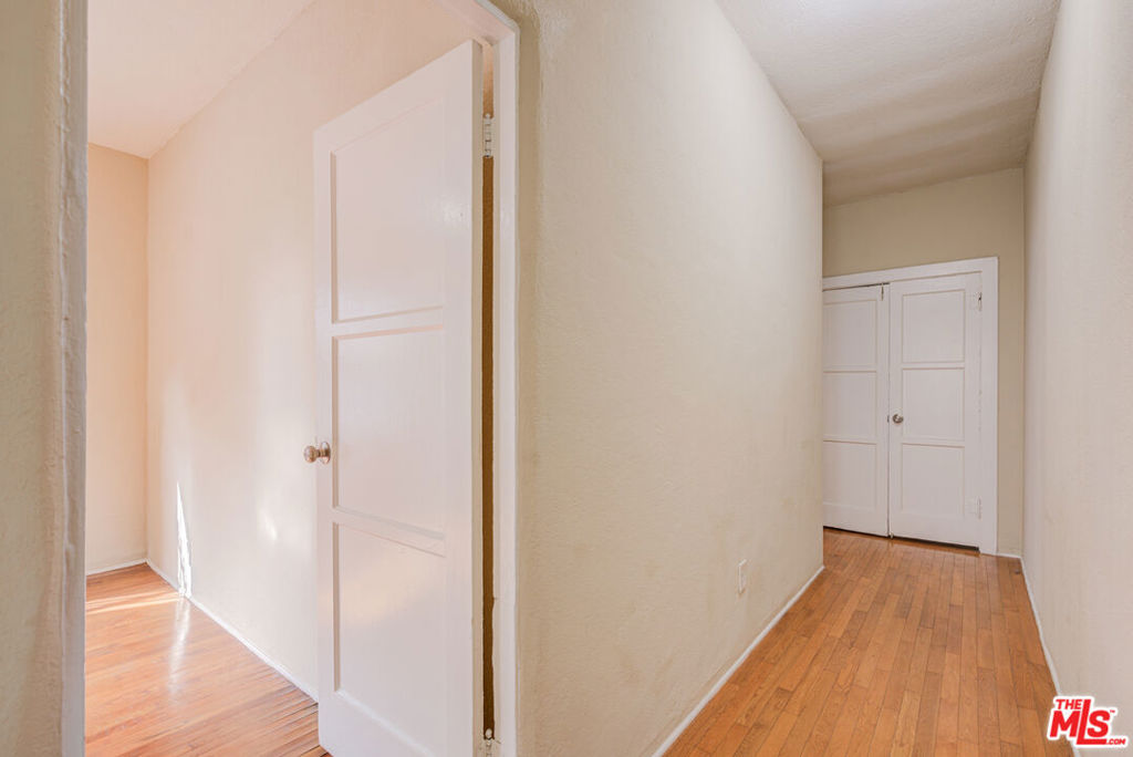 1492 Silver Lake Boulevard 1 Property Photo 22