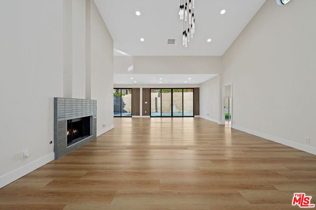 70895 Ironwood Drive Property Photo 4