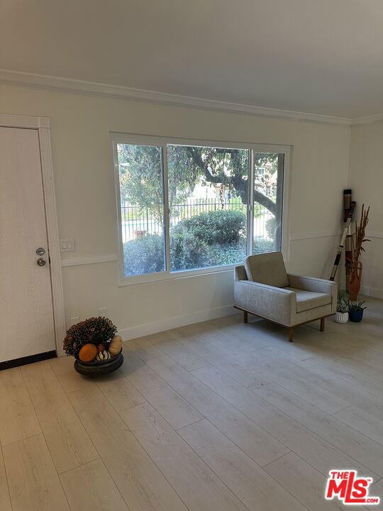 8723 1/2 Cedros Avenue 55 Property Photo 8