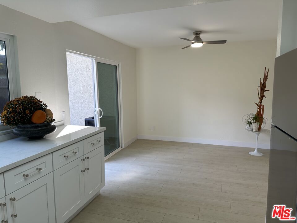 8723 1/2 Cedros Avenue 55 Property Photo 11