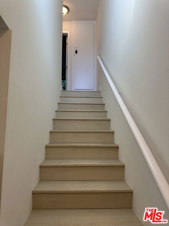 8723 1/2 Cedros Avenue 55 Property Photo 12