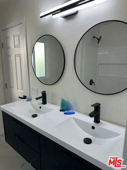 8723 1/2 Cedros Avenue 55 Property Photo 16