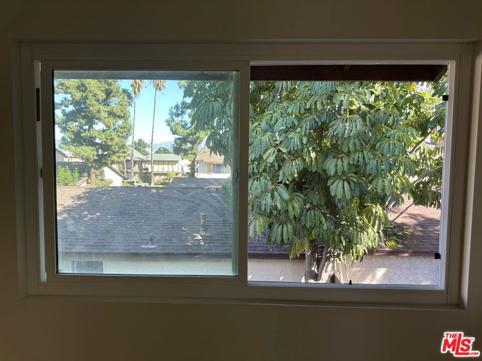 8723 1/2 Cedros Avenue 55 Property Photo 18