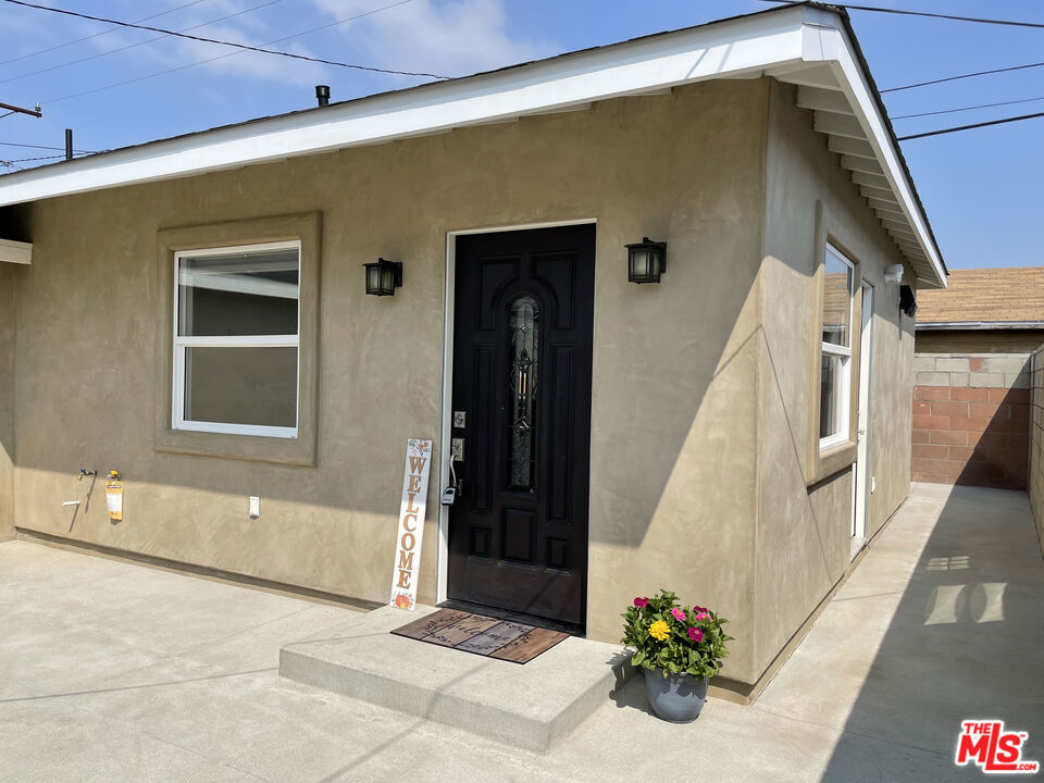 4817 W 133rd Street #4817 Property Photo 1