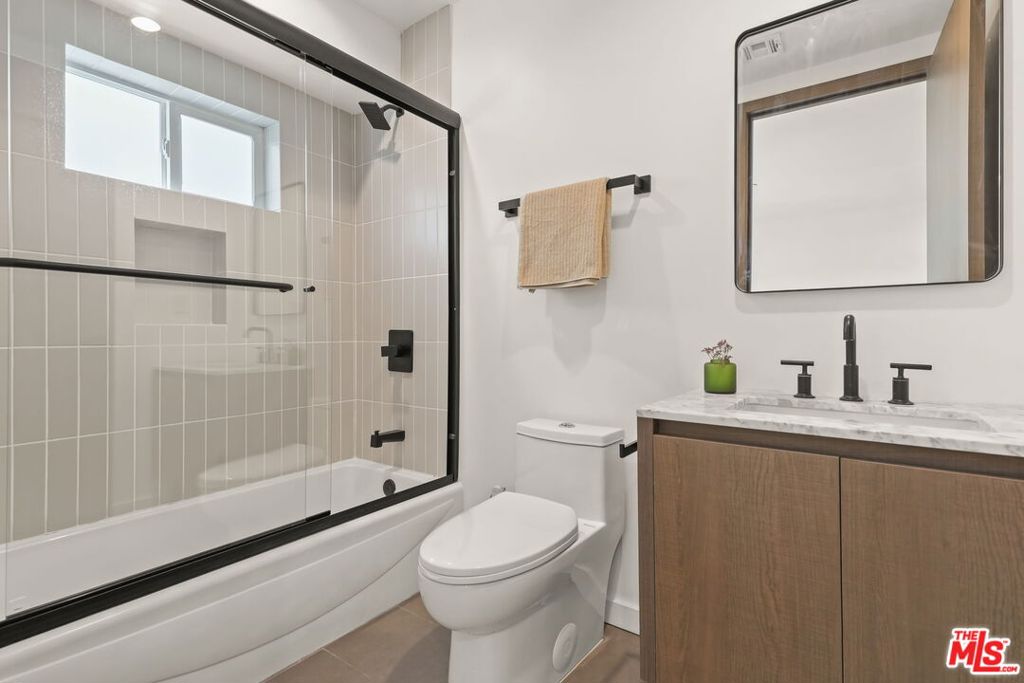 837 N Mariposa Avenue 2 Property Photo 22