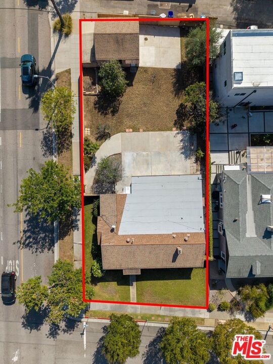 1654 Hill Street Property Photo 2