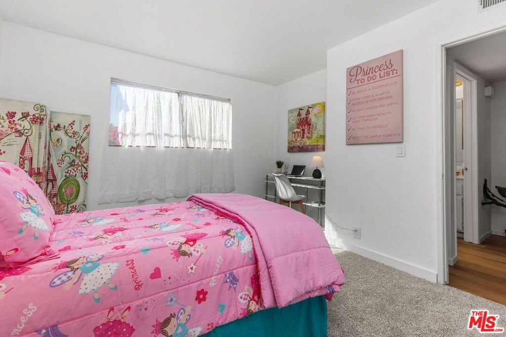 1230 S Mayflower Avenue D Property Photo 20