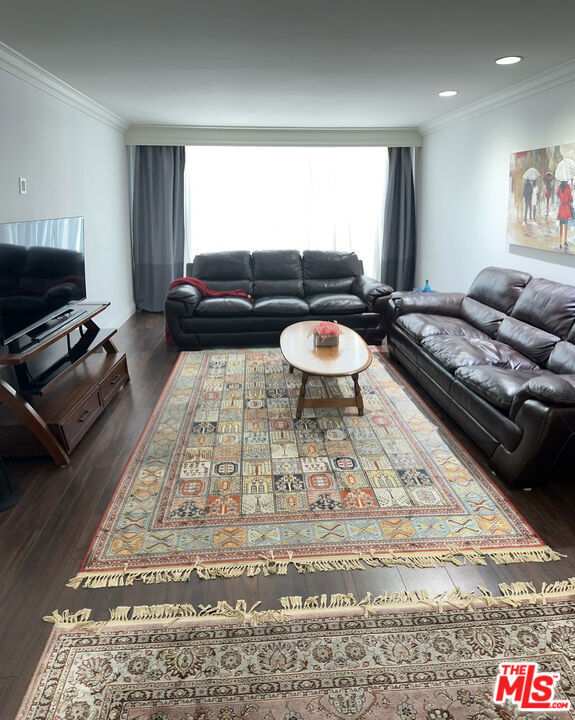 10751 Wilshire Boulevard 906 Property Photo 8
