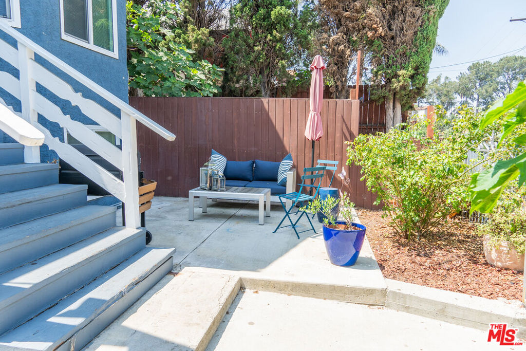 346 Laveta Terrace Property Photo 32
