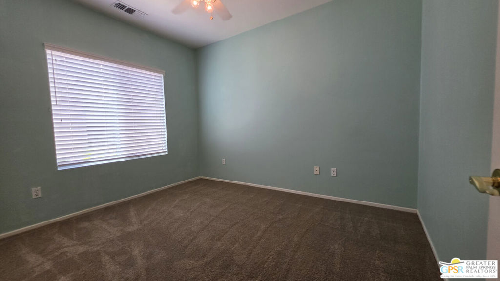 78523 Glastonbury Way Property Photo 10