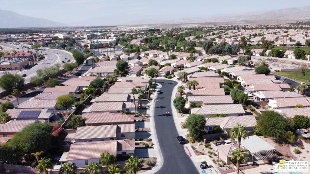 78523 Glastonbury Way Property Photo 21