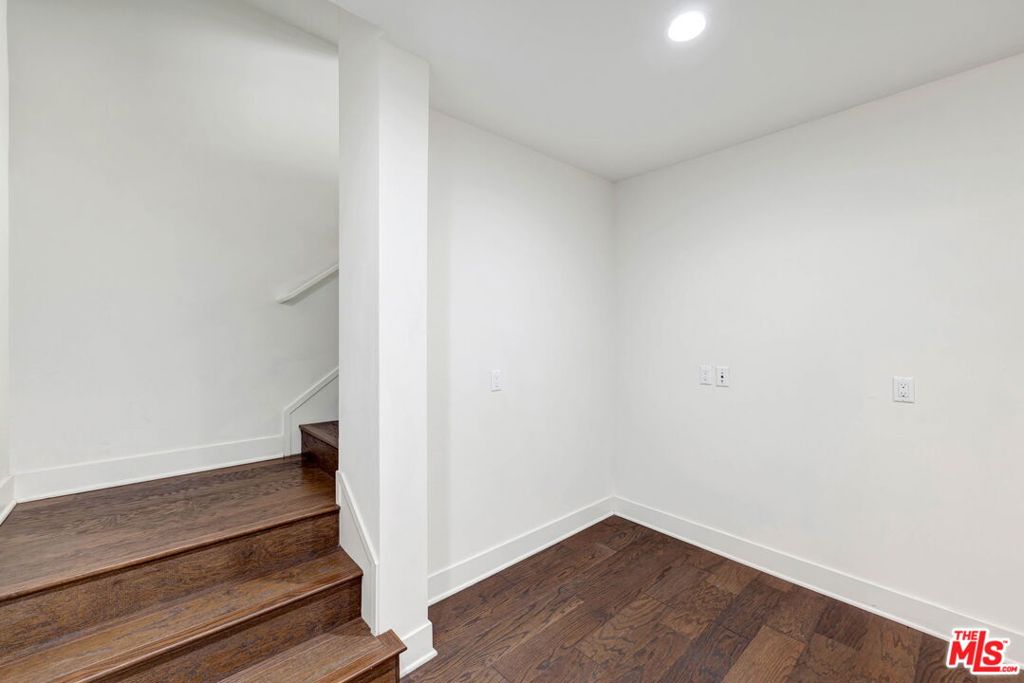 2206 Edendale Lane Property Photo 9