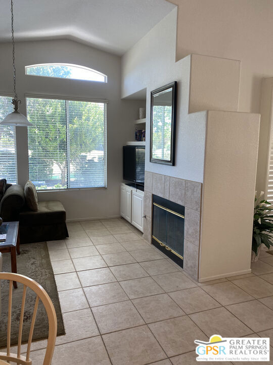 26102865PS Property Photo 18