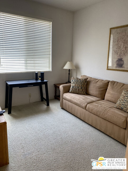 26102865PS Property Photo 34