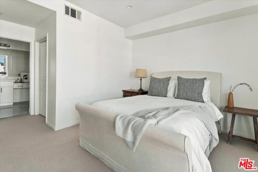 13044 Pacific Promenade 408 Property Photo 11