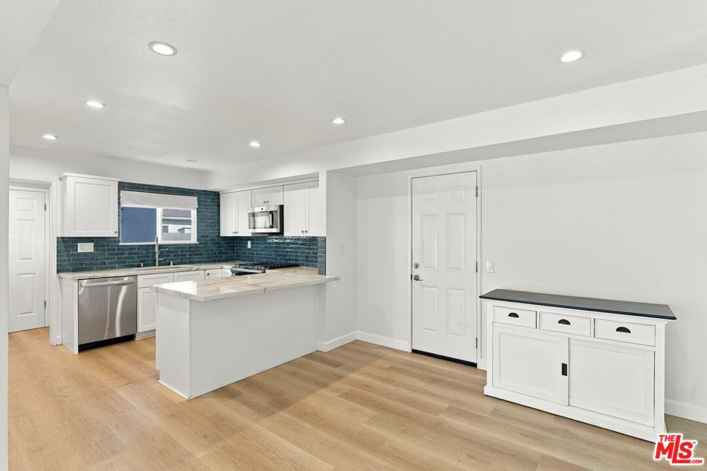 3660 Keel Avenue Property Photo 7