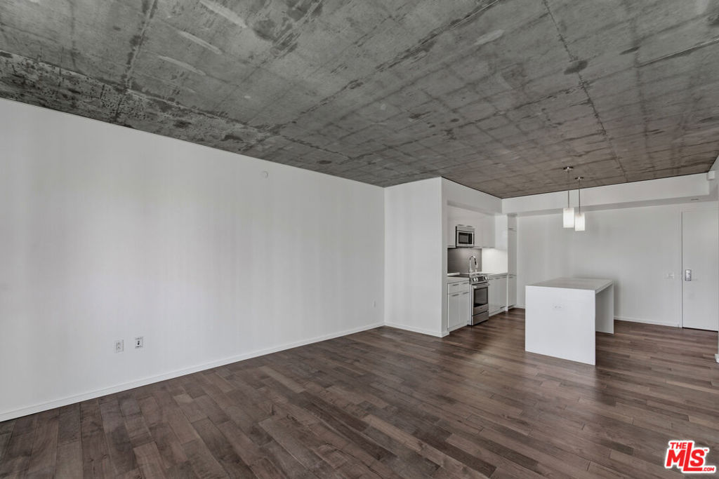 8500 W Sunset Boulevard 510 Property Photo 7