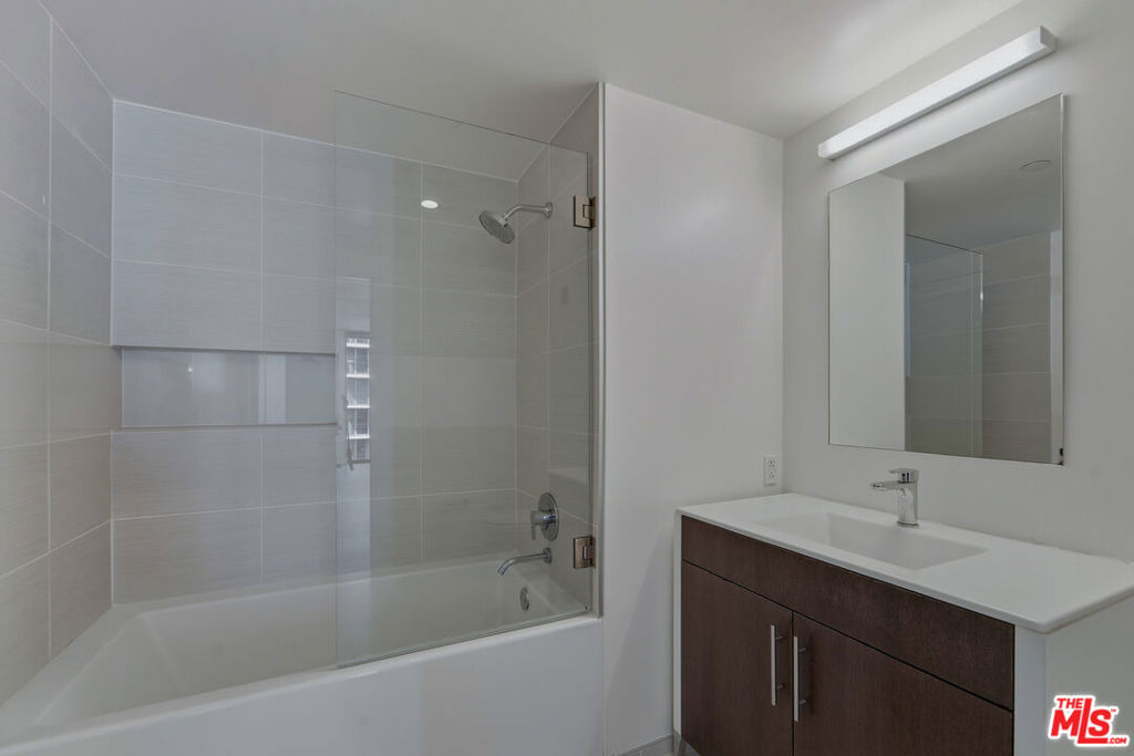 8500 W Sunset Boulevard 510 Property Photo 18