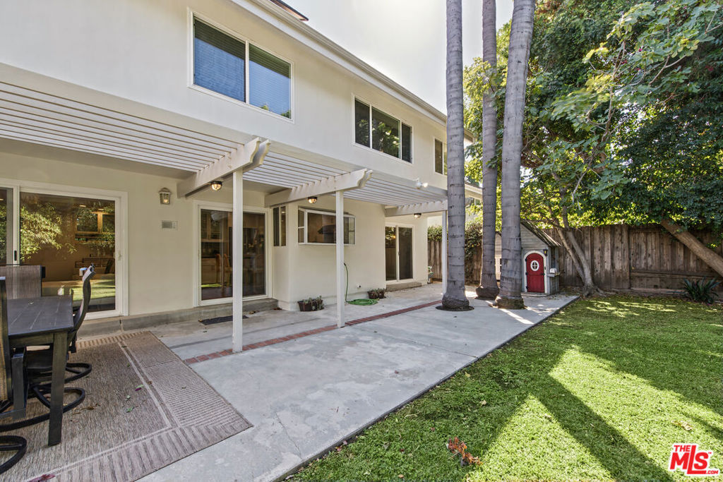 4529 Cedros Avenue Property Photo 22
