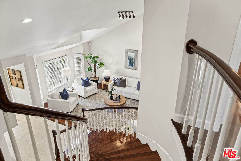 4529 Cedros Avenue Property Photo 26
