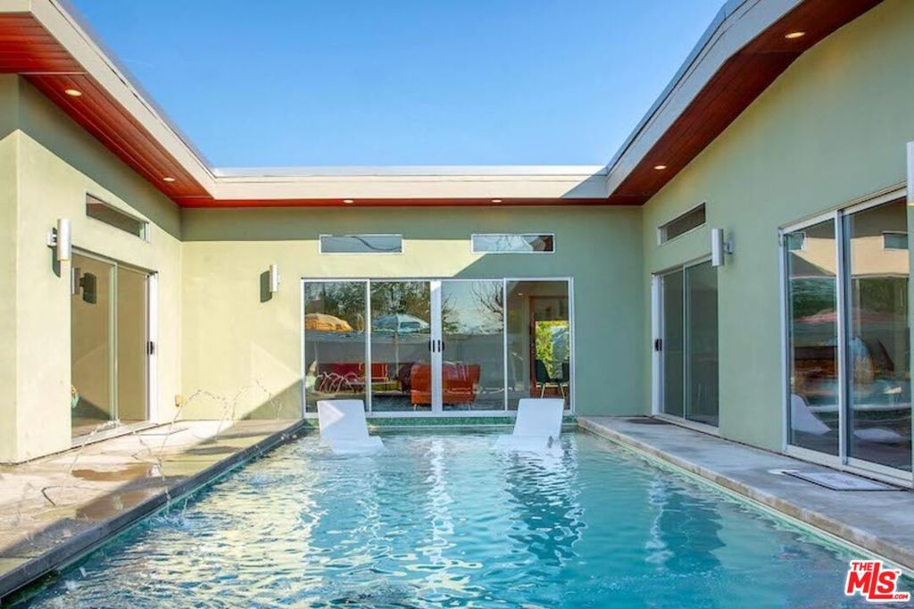 5 Karlisa Property Photo 4