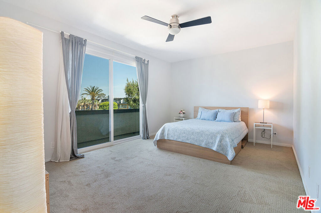306 Bora Bora Way 202 Property Photo 19