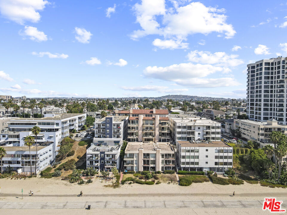 1230 E Ocean Boulevard 504 Property Photo 1