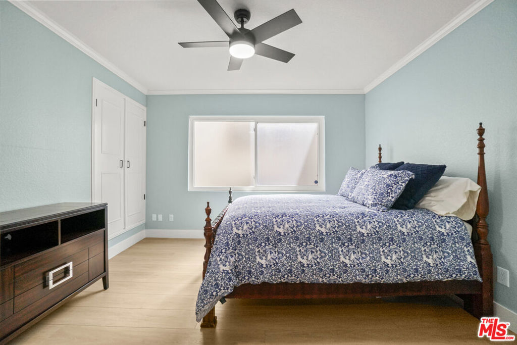 1230 E Ocean Boulevard 504 Property Photo 20