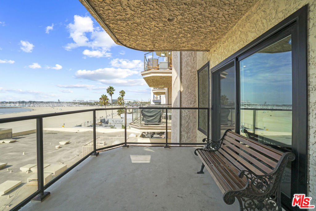 1230 E Ocean Boulevard 504 Property Photo 29