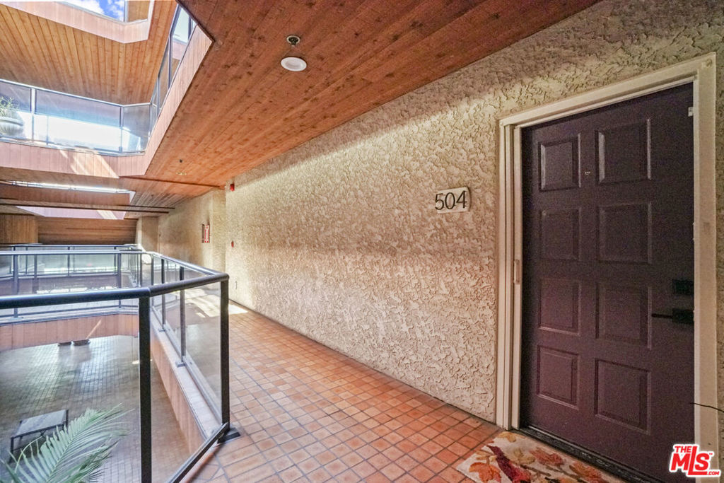 1230 E Ocean Boulevard 504 Property Photo 35