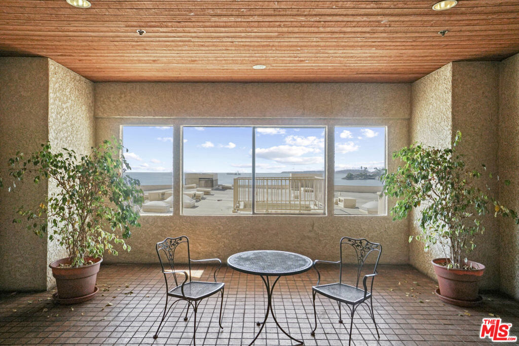 1230 E Ocean Boulevard 504 Property Photo 36